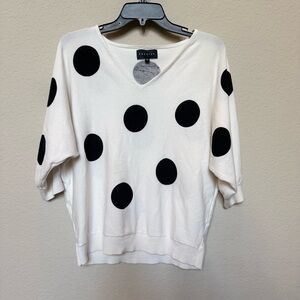 Premise Cream Sweater with Black Dots